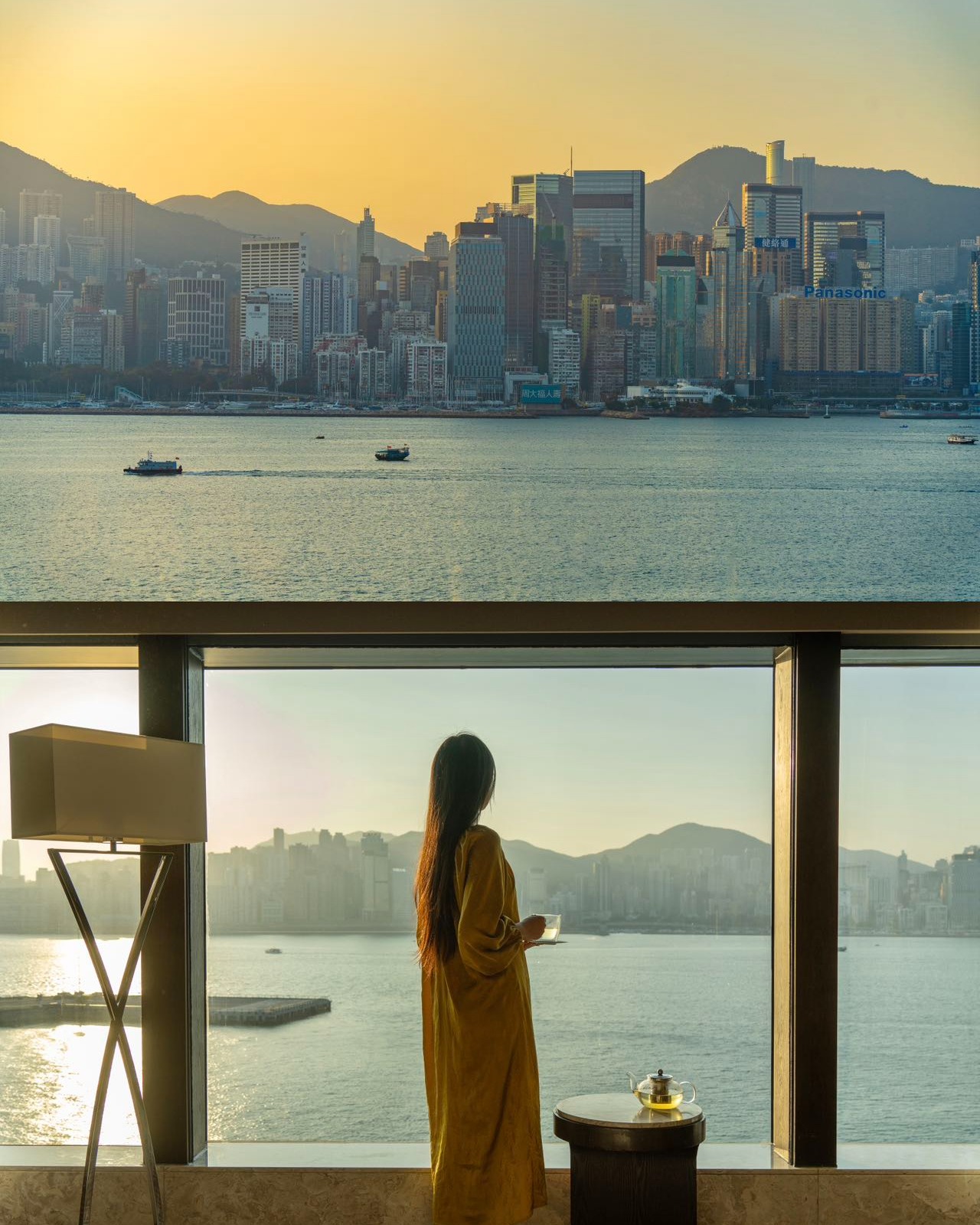 🌅 Immerse yourself in the iconic Victoria Harbour view from the comfort of your own space, and let this stunning art piece captivate you time and again.
🕶️ 在您獨有的空間沉醉在維多利亞港標誌性的迷人景致中,每每再被這幅壯麗的藝術品震撼眼球。
📸: XHS@雾梨子
#NewWorldHotels #MyMillennium #NewWorldMillenniumHongKongHotel #千禧新世界香港酒店