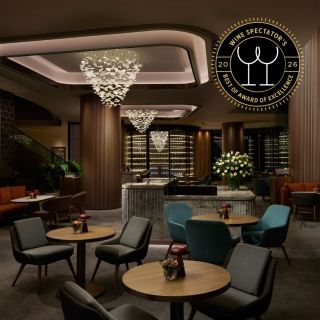 🏆 Wine and shine! We’re honoured to be recognised once again in @wine_spectator ’s 2026 Restaurant Awards — Best of Award of Excellence — for The Lounge’s outstanding wine programme. A heartfelt thank you to our wine lovers and supporters who inspire us to perfect every pour.

我們很榮幸The Lounge能夠憑它出眾的佳釀再次獲得 Wine Spectator 2026卓越餐廳酒單大獎！衷心感謝所有「酒道中人」與支持者的沿途加持，激勵我們不斷精進並豐富酒藏。

For details l 了解更多： https://bit.ly/4eTCQGS 

@wsrestaurantawards 
#WSRestaurantAward  #NewWorldHotels #MyMillennium #NewWorldMillenniumHongKongHotel #千禧新世界香港酒店 #TheLounge #VinetVin